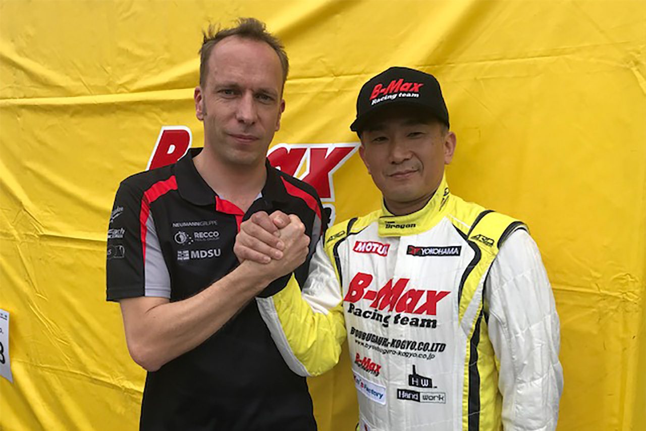 Officiel:B-MAX with Motopark La première équipe européenne de l'histoire depuis plus de 20 ans, participera dès 2019, à la saison Super Formula Nippon. OFFICIEL: B-MAX with Motopark La première équipe européenne de l'histoire depuis plus de 20 ans, participera dès 2019, à la saison Super Formula Nippon.